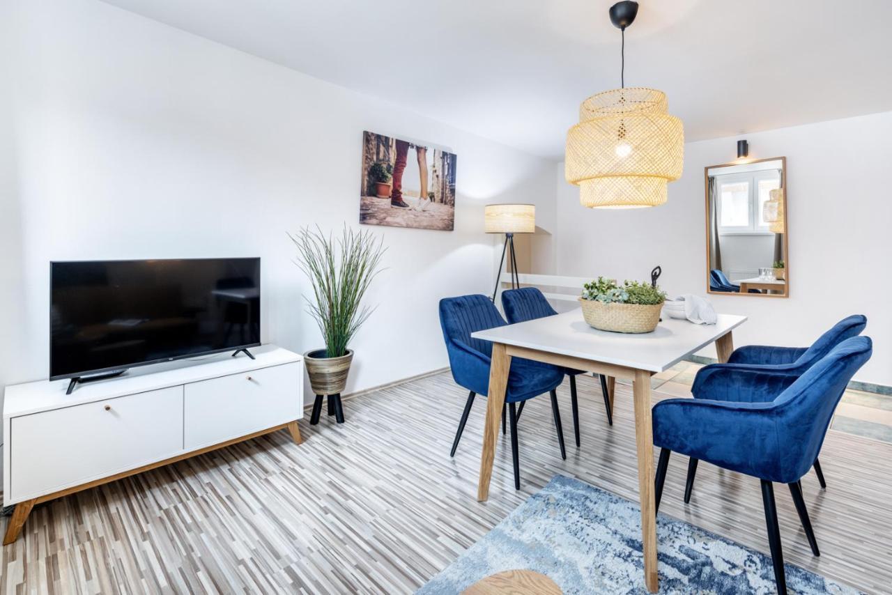 Wine & Bike City Tower Apartments ズノイモ エクステリア 写真