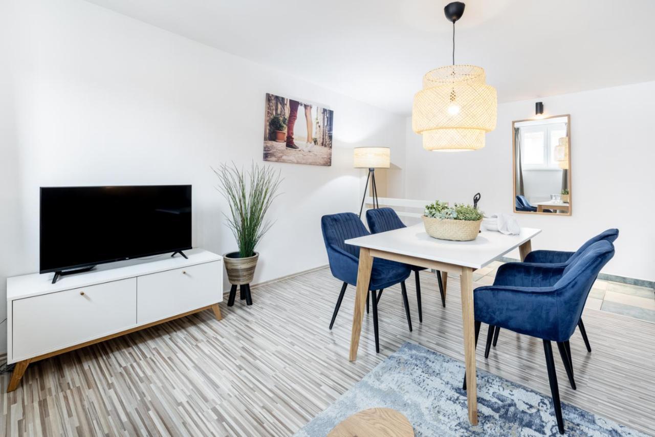Wine & Bike City Tower Apartments ズノイモ エクステリア 写真